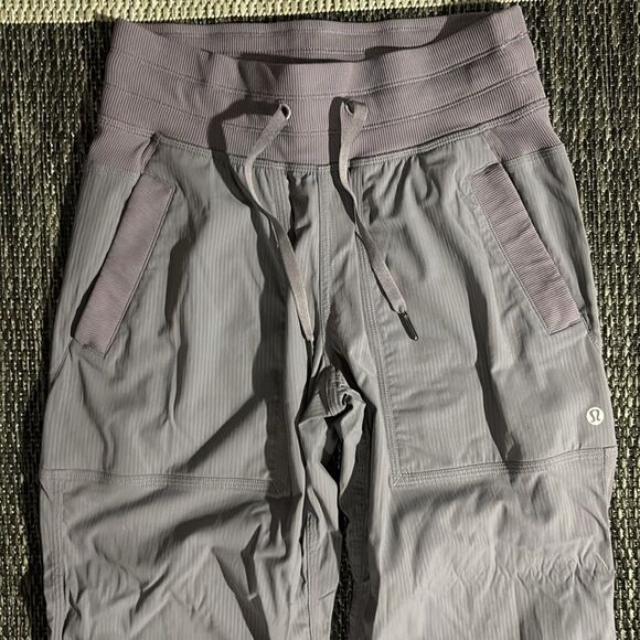 Lululemon Dance Studio Full Length Mid Rise Pant *31” - Picture 3 of 10